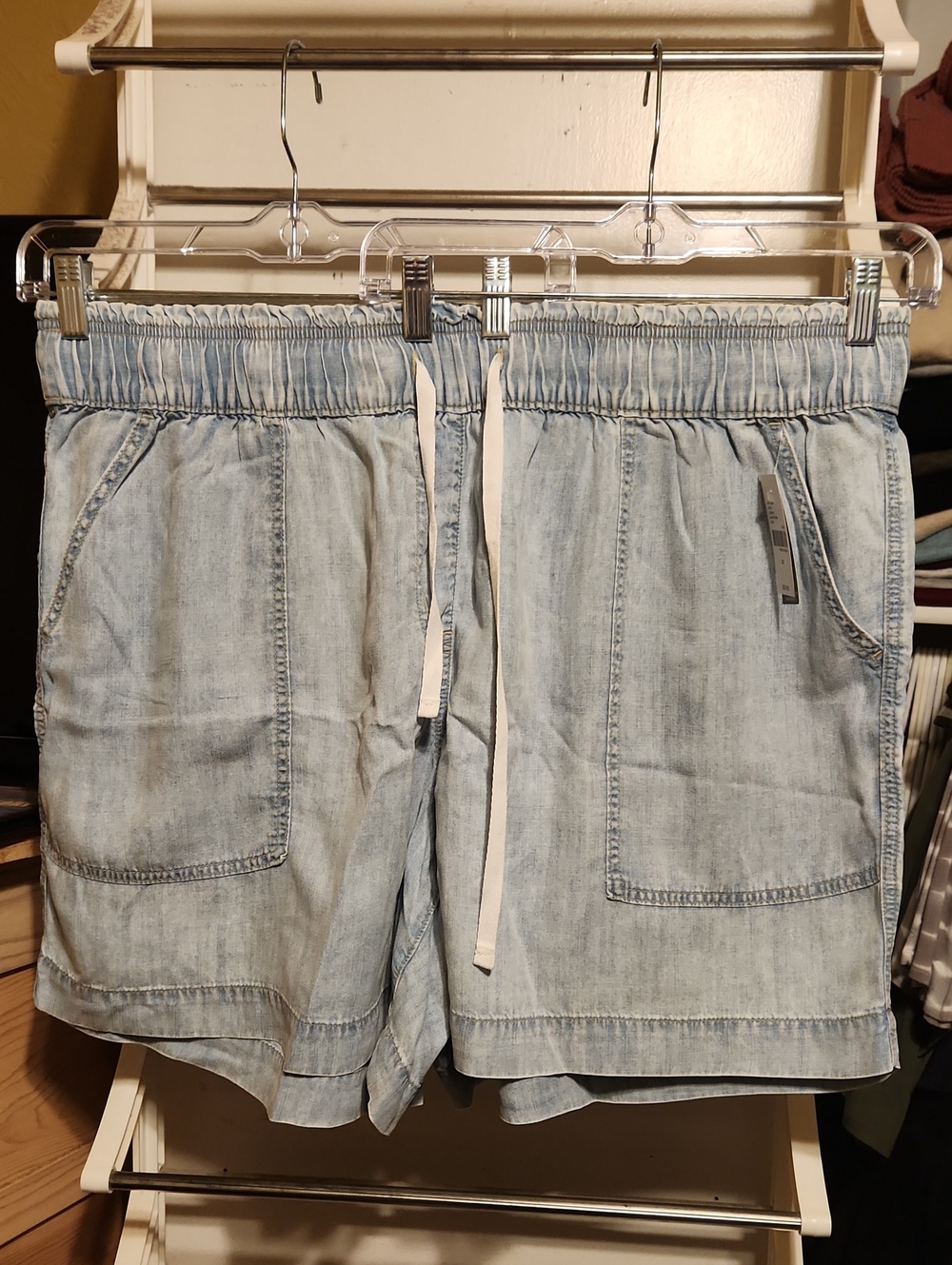 NWT Lane Bryant Light Wash Denim Chambray Elastic Waist Drawstring Shorts Sz 22
